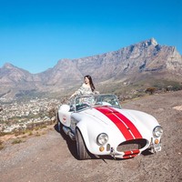 Selain ingin berbagi, donasi itu juga dipercaya bisa menjembatani dunia Barat dan Timur dalam hal seni dan fashion. Wendy sendiri cukup banyak berinvestasi dalam industri fashion, termasuk untuk brand Inggris Mary Katrantzou dan Cefinn. Foto: instagram @wendyyu_official