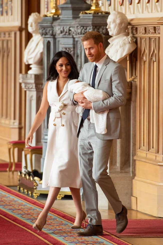 Pada acara pembaptisan Archie pun dibuat tertutup. Meghan dan Pangeran Harry memilih lokasi yang eksklusif yang kabarnya sulit diakses oleh publik.  Foto: Getty Images