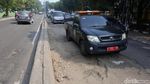 Duh, Jalan Rusak di Bekasi Bikin Macet