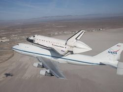 Mengenang Aksi Spektakuler Endeavour, Pesawat Ulang Alik Terakhir NASA