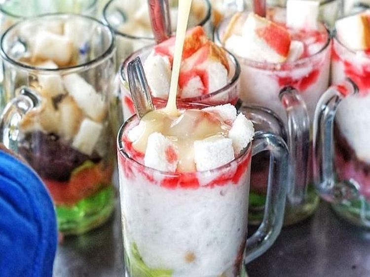Mantap Segarnya! Es Doger untuk Menu Berbuka Puasa