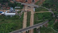 Rencananya ruas jalan Tol Cisumdawu dari Rancakalong hingga terowongan kembar akan difungsikan satu jalur untuk arus mudik tahun 2019.
