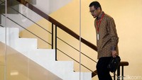 Gamawan sempat bertemu dengan Menteri Agama Lukman Hakim Saifuddin yang juga menyambangi KPK untuk diperiksa terkait kasus dugaan suap yang melibatkan Romahurmuziy (Rommy).