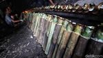 Melihat Pembuatan Lemang Saat Ramadhan