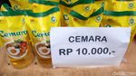 Warga Serbu Pasar Murah di Cempaka Putih