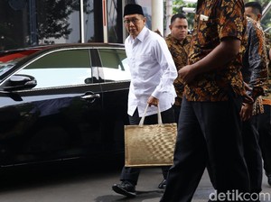Duit Titipan Diakui, Uang di Laci Menag Masih Jadi Misteri
