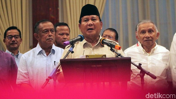 Prabowo Tanggapi Hendropriyono Soal WNI Keturunan Arab