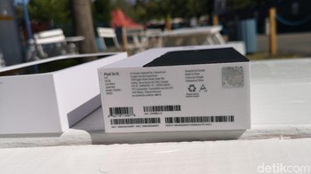 Tak perlu lama. Setelah resmi debut Selasa (7/5) kemarin, Google langsung Pixel 3a XL memasarkan di hari itu juga. Foto: Agus Tri Haryanto/detikINET