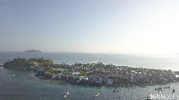 Pulau Messah berada tak jauh dari Labuan Bajo dan Taman Nasional Komodo, NTT. Pulau ini pun tak kalah indah dengan panorama alamnya yang memanjakan mata (Muhammad Zaky Fauzi Azhar/detikcom)