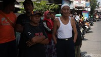 Hingga saat ini proses olah TKP masih berlangsung.