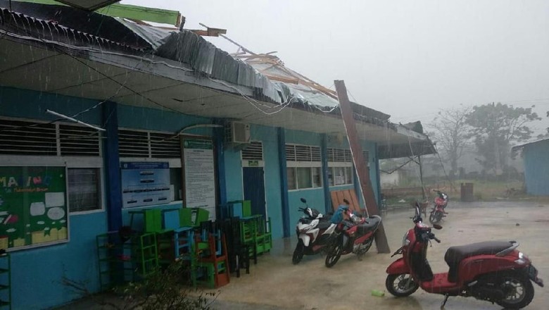 3 Rumah Warga dan 1 Sekolah di Aceh Rusak Diterjang Badai 3 Rumah Warga dan 1 Sekolah di Aceh Rusak Diterjang Badai