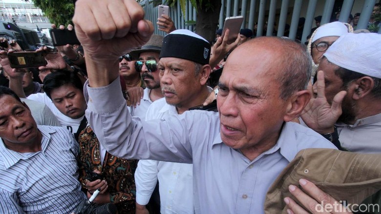 Kisah Kivlan Zen: Dulu Ingin Lindas People Power, Kini Kesandung Makar Kisah Kivlan Zen: Dulu Ingin Lindas People Power, Kini Kesandung Makar