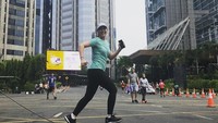 Di kesehariannya, dr Grace juga menerapkan gaya hidup sehat termasuk jogging-jogging santai. (Foto: Instagram/@dr.gracehan, ditampilkan atas izin yang bersangkutan.)
