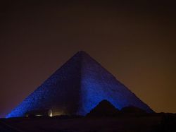 Kemegahan Piramida dan Misteri yang Melingkupinya