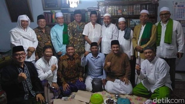 Saat Mbah Moen Merespons Ajakan Sumpah Mubahalah soal Pemilu Curang