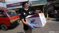 Tim Densus juga menemukan sejumlah bahan kimia lainnya, seperti pupuk booster lengkeng, HCl dalam botol, serbuk putih, dan beberapa cairan di dalam botol. Bahan-bahan tersebut sedang diteliti tim Labfor.