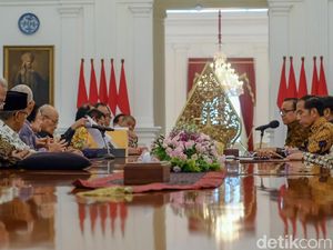 Jokowi Terima Dewan Pengarah BPIP di Istana, Mega dan Mahfud Md Hadir