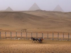 Kemegahan Piramida dan Misteri yang Melingkupinya