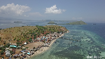 Foto Drone: Pulau dengan Perairan Sejernih Kristal di NTT