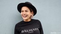 Nikita Mirzani saat ditemui di studio Trans TV, Kapten Tendean, Jakarta Selatan pada Rabu (8/5). Pool/Noel/detikFoto.