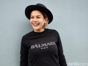 Bagaimana Hubungan Nikita Mirzani dengan Vicky Nitinegoro?