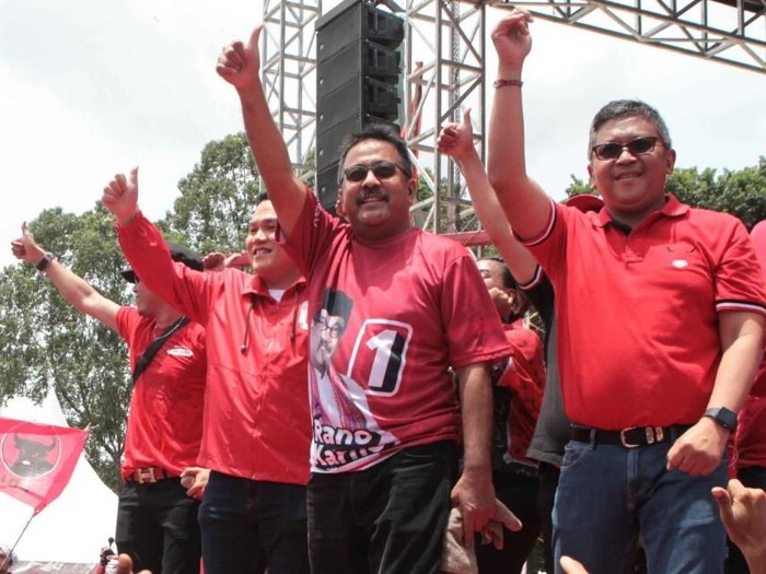 rano Karno bersama Hasto Kristiyanto dan Erick Thohir