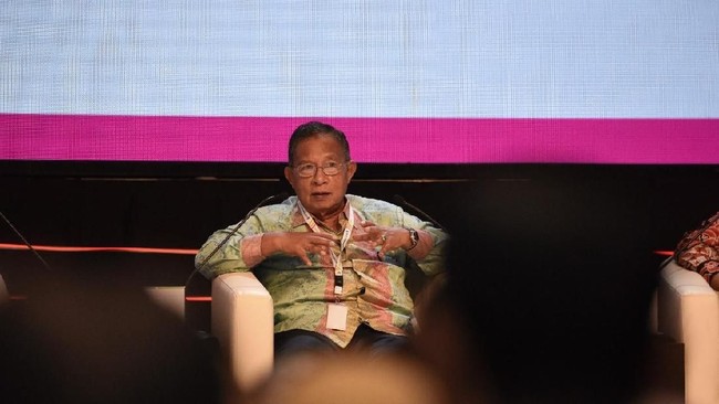 Iuran BPJS Kesehatan Tetap Naik, Darmin Tak Berani Utak-atik