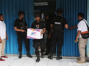 Mother of Satan Tersembunyi di Toko Ponsel Bekasi