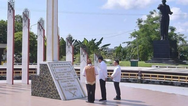 Monumen Tugu Soekarno di Palangkaraya.