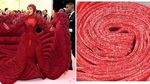10 Tampilan Seleb di Met Gala Ini Mirip Permen Sugus hingga Rambut Nenek