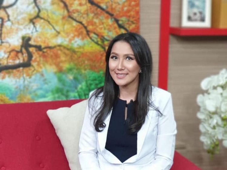 Terbius Pesona dr Grace Hananta, Dokter Cantik yang Rajin Olahraga