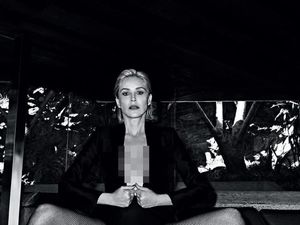 Sharon Stone Pemotretan Seksi di Usia 61, Pesonanya Tak Lekang Waktu