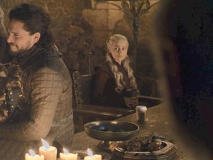 Duh, Cup Kopi yang Ada di Game of Thrones Ternyata Bukan Punya Starbucks