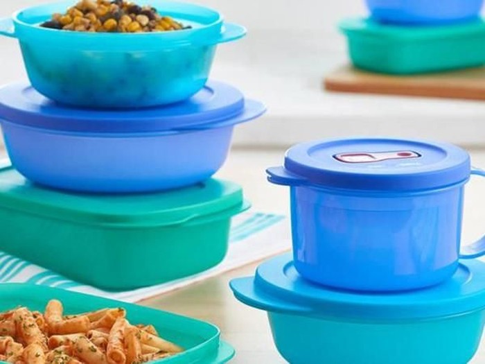 Tak Tahu Diri! Tamu Tak Diundang Bungkus Semua Makanan di Pesta Pernikahan Orang Tak Tahu Diri! Tamu Tak Diundang Bungkus Semua Makanan di Pesta Pernikahan Orang