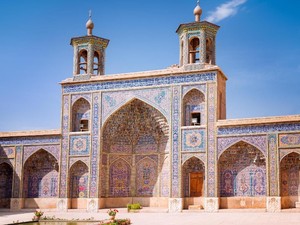 Sambut Ramadhan dengan Mengagumi Masjid Terindah di Iran