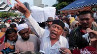 Aksi tersebut digelar untuk mengadukan ke Bawaslu terkait dugaan kecurangan Pemilu 2019.