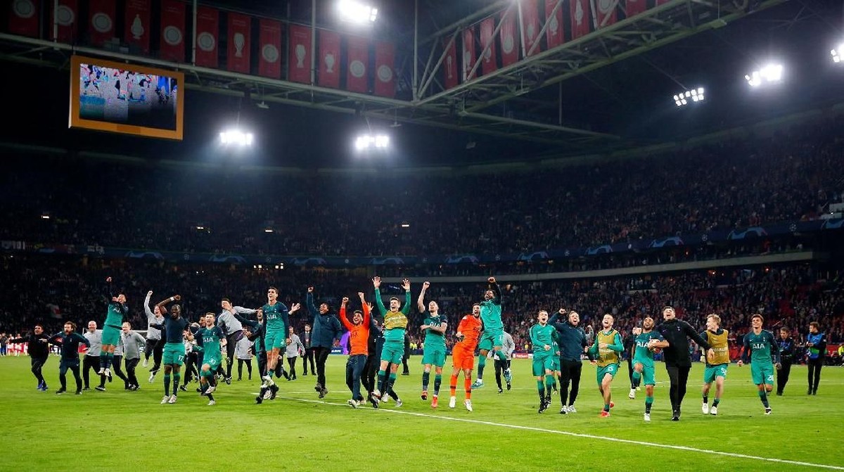 Pemain Tottenham Hotspur merayakan kesuksesan kelolosan ke final Liga Champions. (Foto: Reuters)