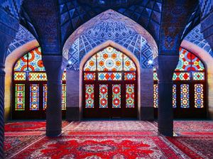 Foto: Mengagumi Masjid Terindah di Iran