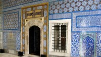 Museum Topkapi yang berada di Istanbul punya ruang khusus untuk menyimpan berbagai barang peninggalan Nabi Muhammad. Pavilion of Holy Mantle dan Holy Relics adalah nama ruangan-ruangannya (iStock)