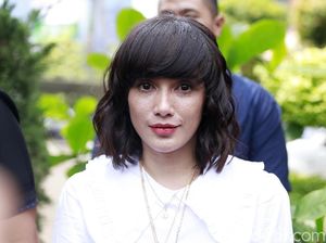 Sukses Pangkas 19 Kg, Ussy Sulistiawaty Beberkan 3 Rahasia Dietnya