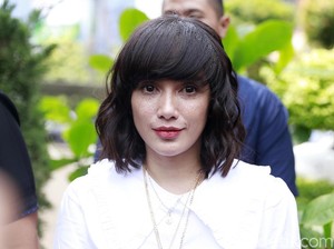 Andhika Bicara Istri Kedua, Ussy: Kalau Macem-macem Ketemu di Pengadilan!