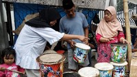 Bedug dengan hiasan kartun anak-anak jadi salah satu yang paling dicari oleh masyarakat selama bulan puasa.