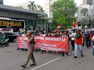 Setelah Massa Eggi Sudjana dkk Bubar, Massa Pro-Bawaslu Gantian Tiba