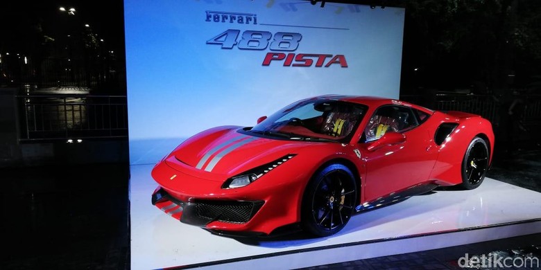 Ferrari 488 Pista Akhirnya Masuk Indonesia