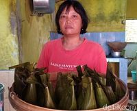 Takjil Khas Banyuwangi, Kopyor Roti yang Lembut Legit