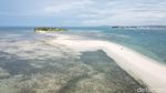 Foto Drone: Fenomena Laut Terbelah di Lombok dari Ketinggian