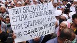 Begini Penampakan Massa Aksi di Depan Bawaslu