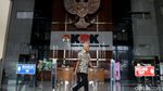 Ganjar Pose Tiga Jari Usai Diperiksa KPK