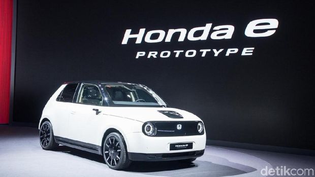 Honda e