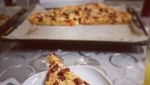 Suka Pizza, Begini Gaya Alan Walker Saat Sedang Kulineran